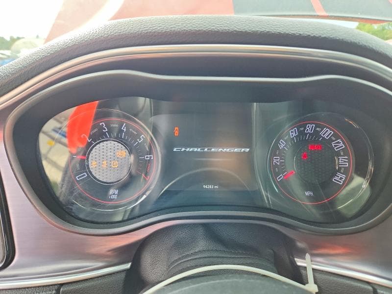 2017 DODGE CHALLENGER SXT 9