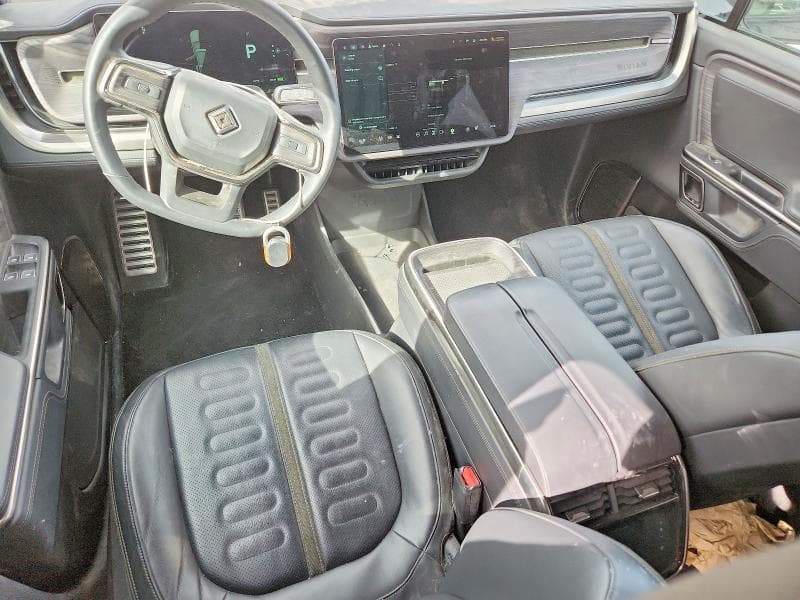 2023 RIVIAN R1S ADVENTURE 8