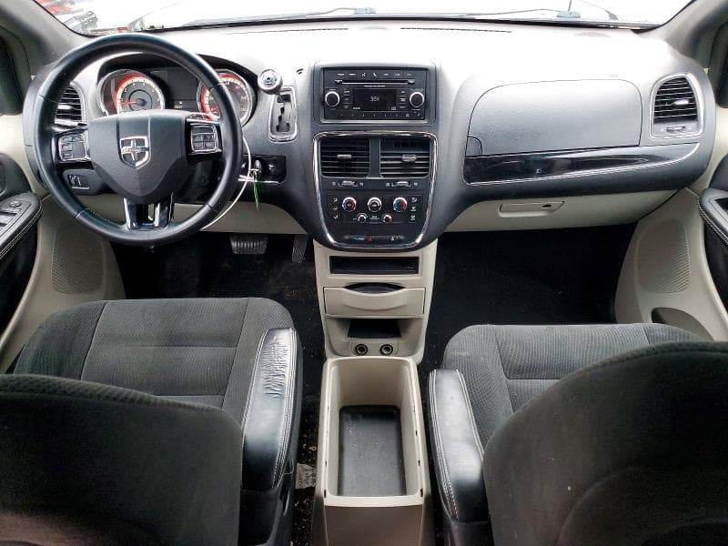 2017 DODGE GRAND CARAVAN SE 8