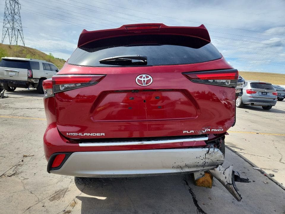 2024 TOYOTA HIGHLANDER PLATINUM 6