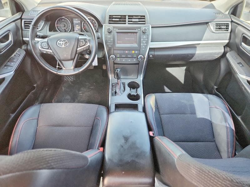 2017 TOYOTA CAMRY SE 8