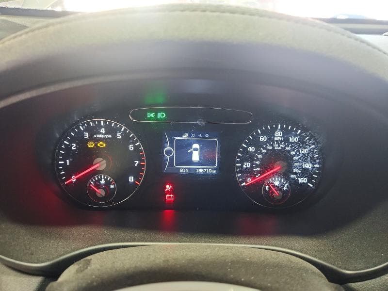 2017 KIA SORENTO LX 9