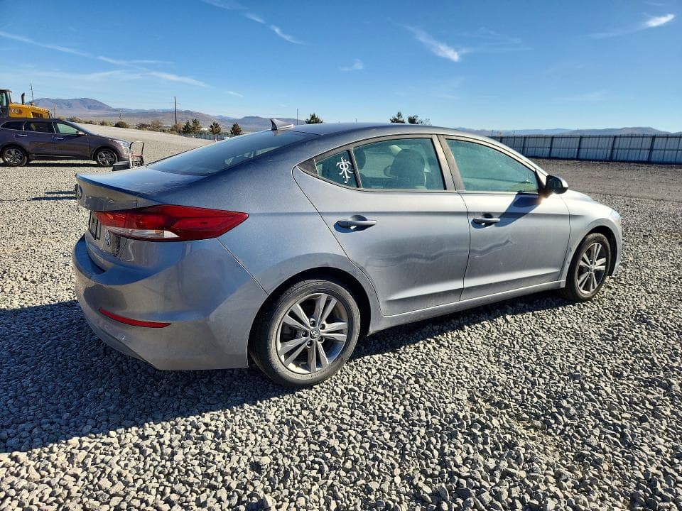 2018 HYUNDAI ELANTRA SEL 3