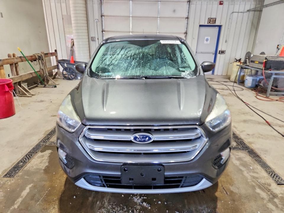 2017 FORD ESCAPE SE 5