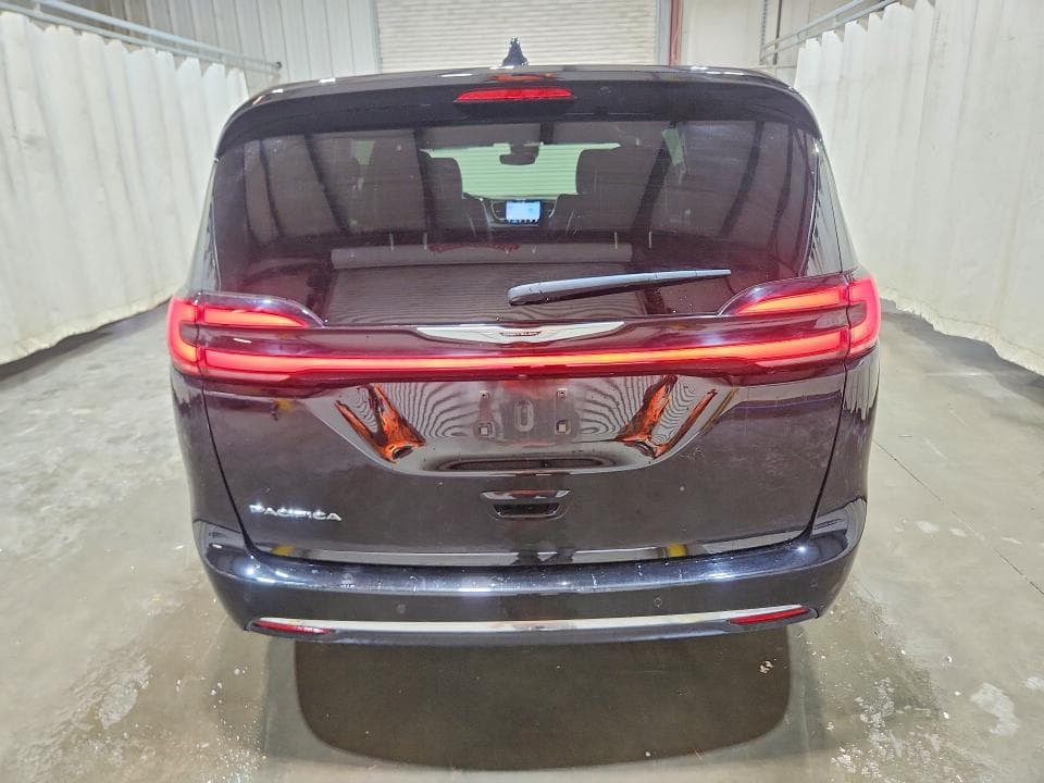 2025 CHRYSLER PACIFICA SELECT 6