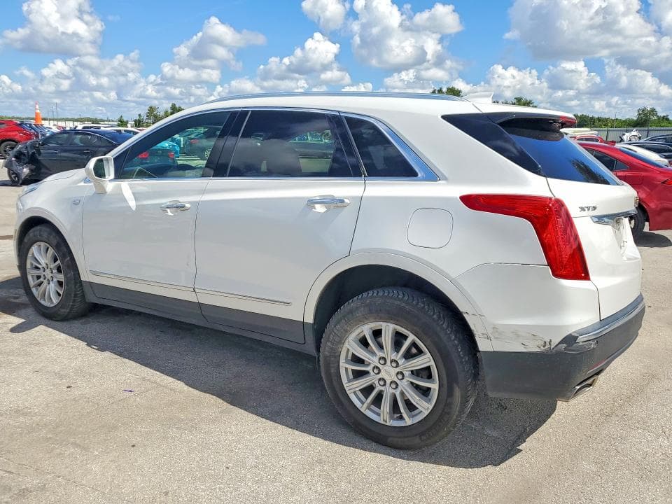2018 CADILLAC XT5 2