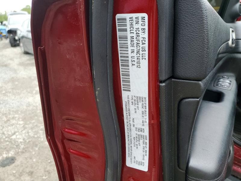 2022 JEEP GRAND CHEROKEE LAREDO E 14
