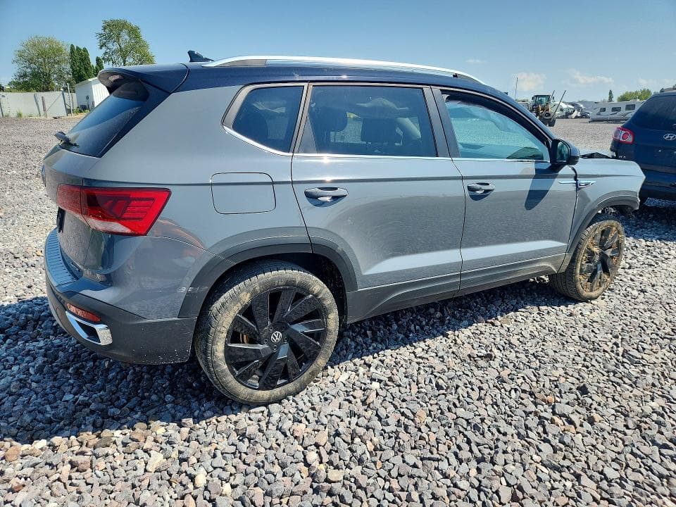 2024 VOLKSWAGEN TAOS SE 3