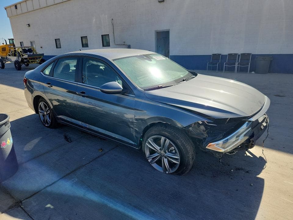2024 VOLKSWAGEN JETTA SE 4