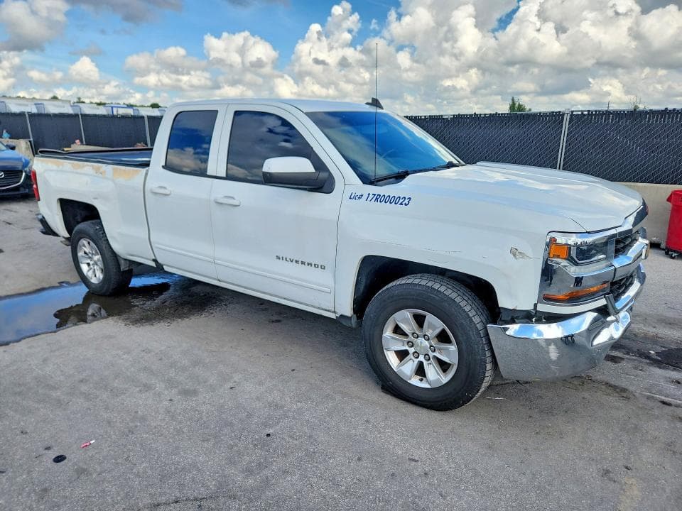 2019 CHEVROLET SILVERADO LD C1500 LT 4