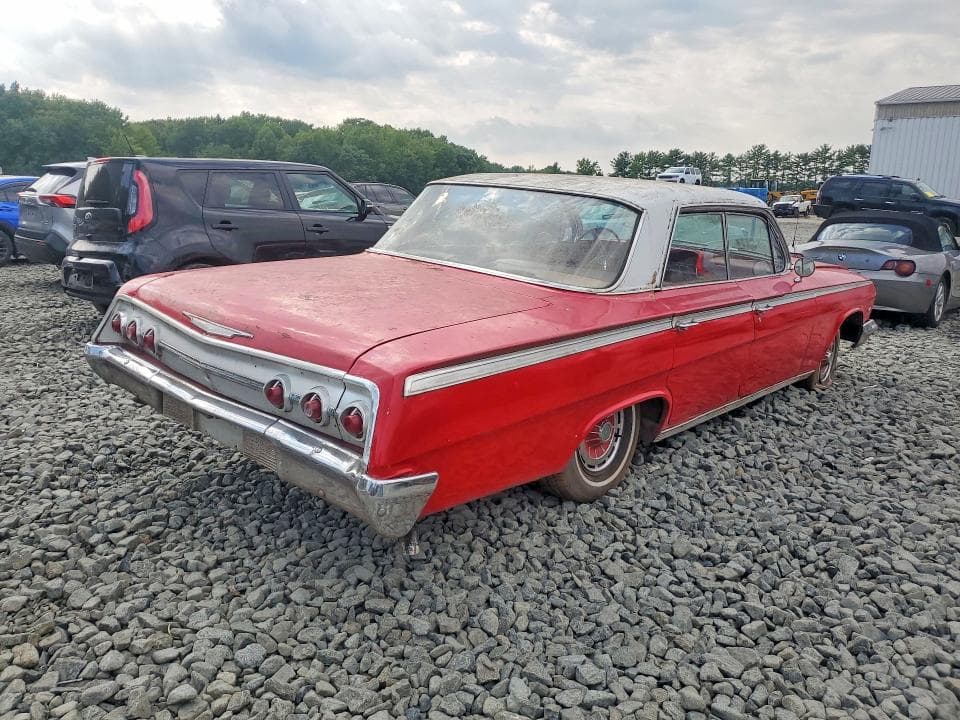 1962 CHEVROLET IMPALA 3
