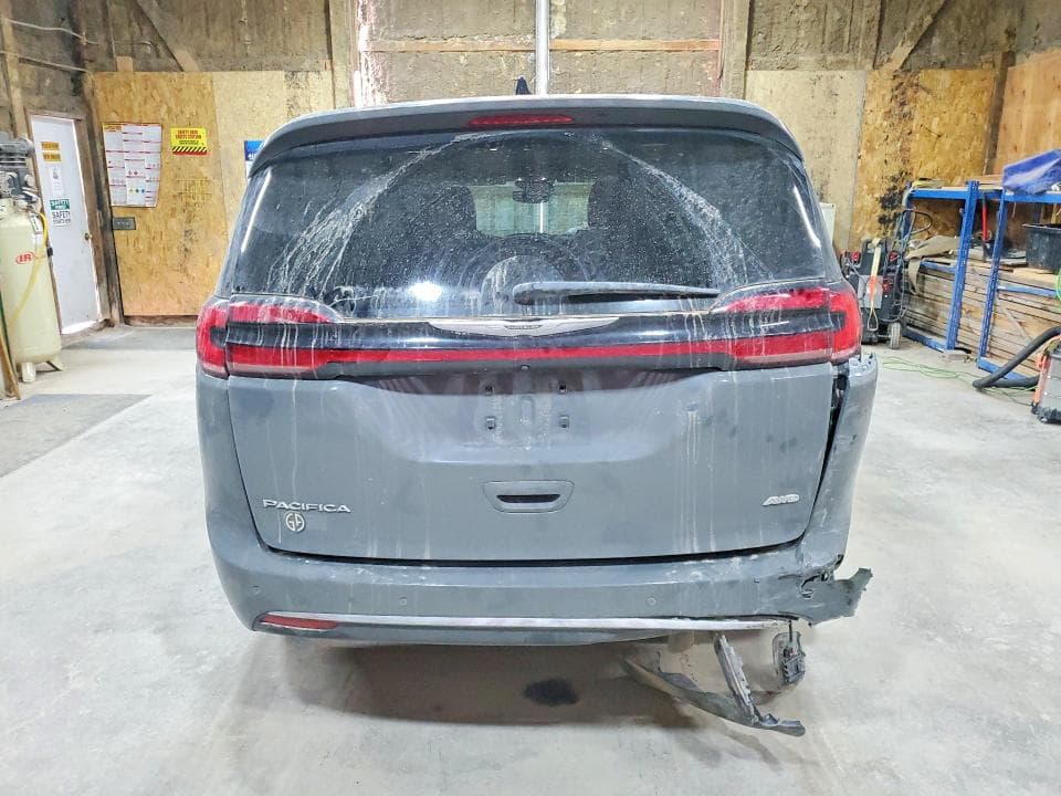 2023 CHRYSLER PACIFICA TOURING L 6