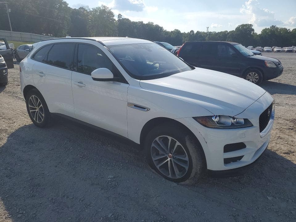 2018 JAGUAR F-PACE PREMIUM 4
