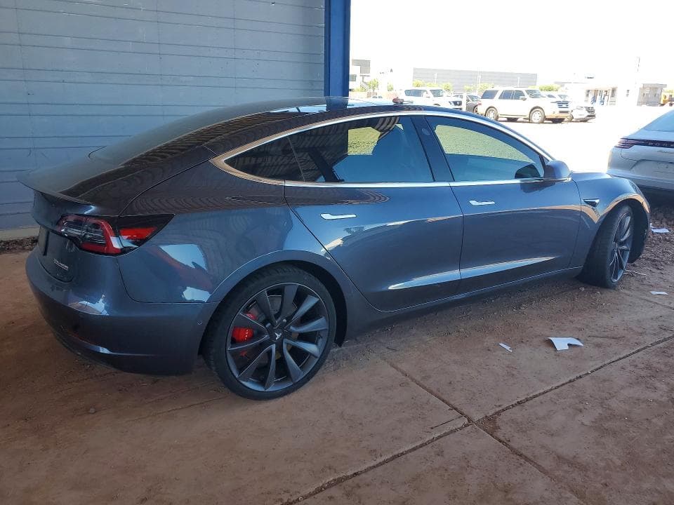 2020 TESLA MODEL 3 3