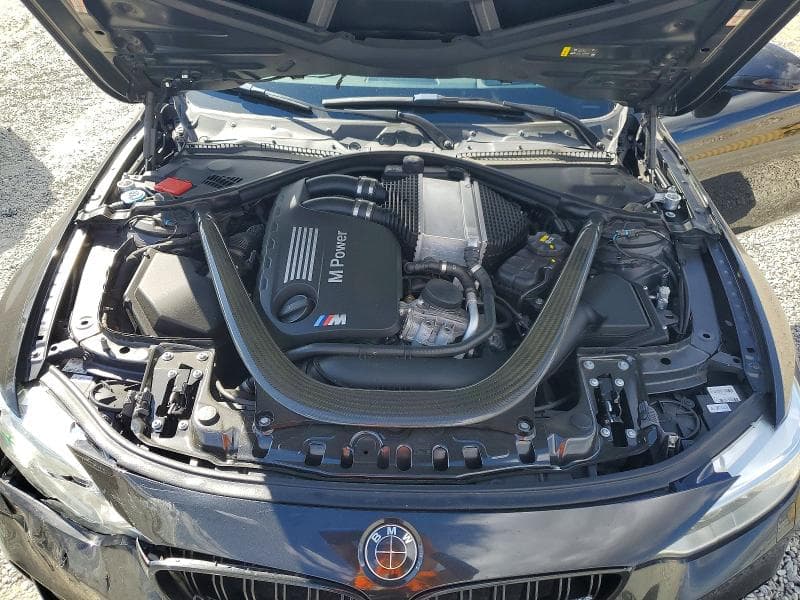 2017 BMW M4 11