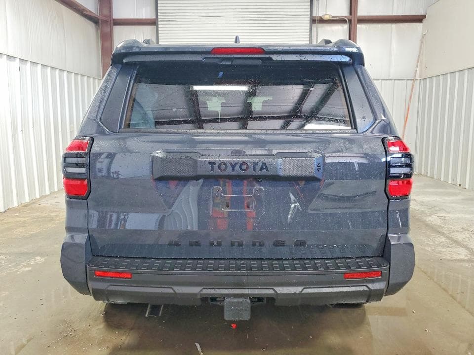 2026 TOYOTA 4RUNNER SR5 6