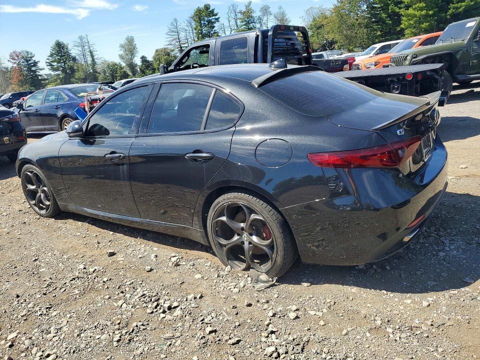 2018 ALFA ROMEO GIULIA TI 2