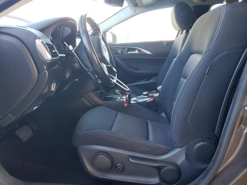 2018 INFINITI QX30 BASE 7