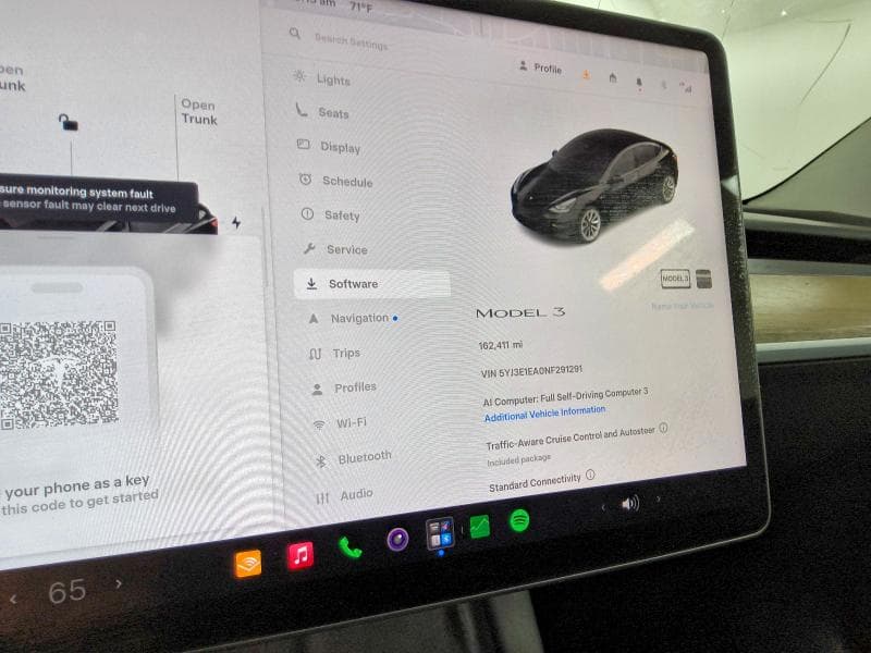2022 TESLA MODEL 3 9