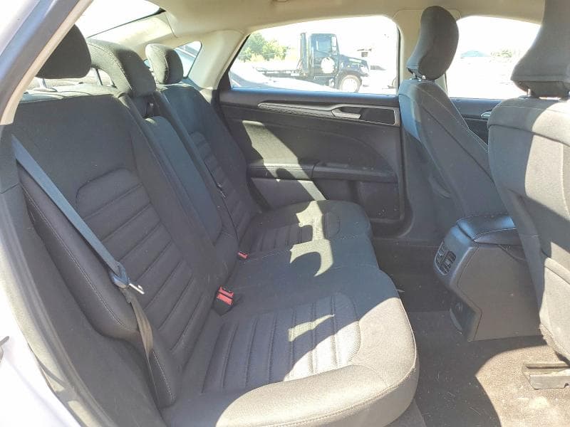 2019 FORD FUSION SE 10