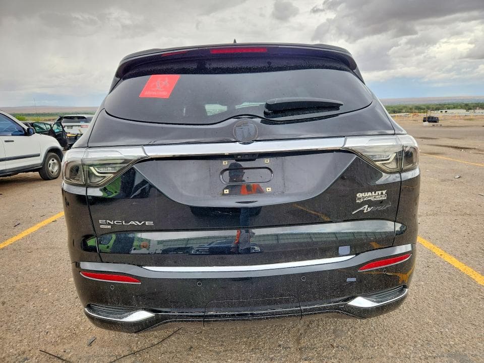 2024 BUICK ENCLAVE AVENIR 6