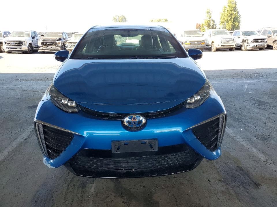 2018 TOYOTA MIRAI BASE 5