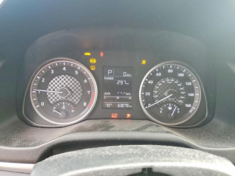 2019 HYUNDAI ELANTRA SE 9