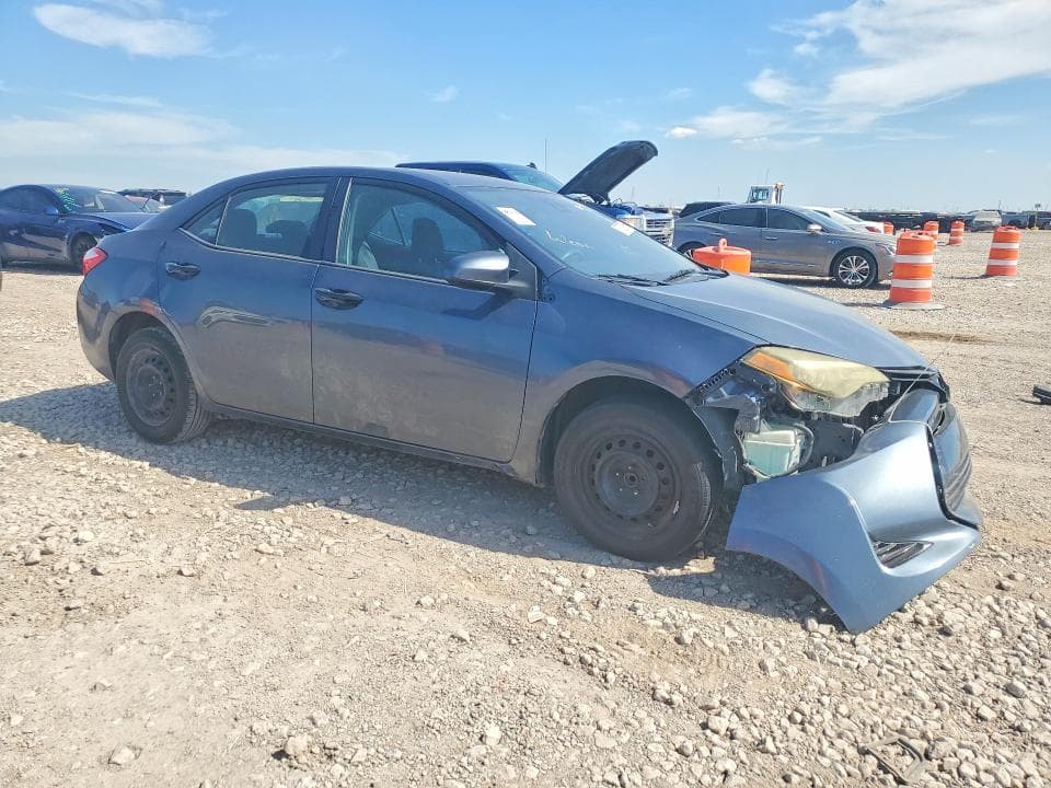 2018 TOYOTA COROLLA LE 4
