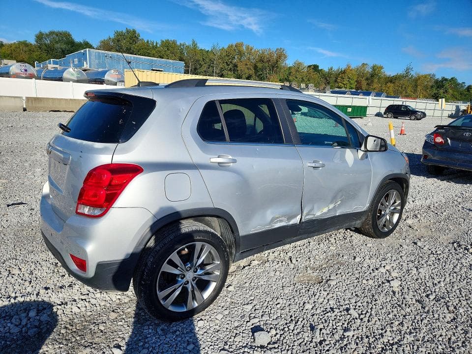 2020 CHEVROLET TRAX 1LT 3