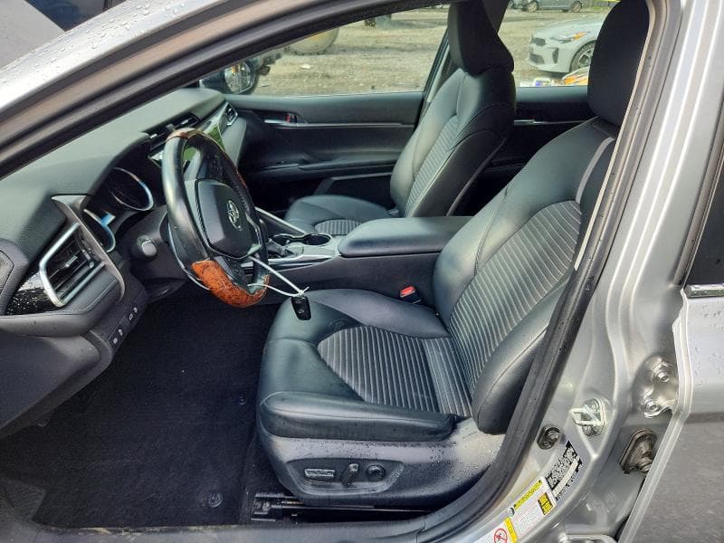 2018 TOYOTA CAMRY SE 7