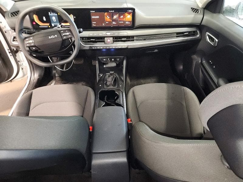 2026 KIA K4 LXS 8