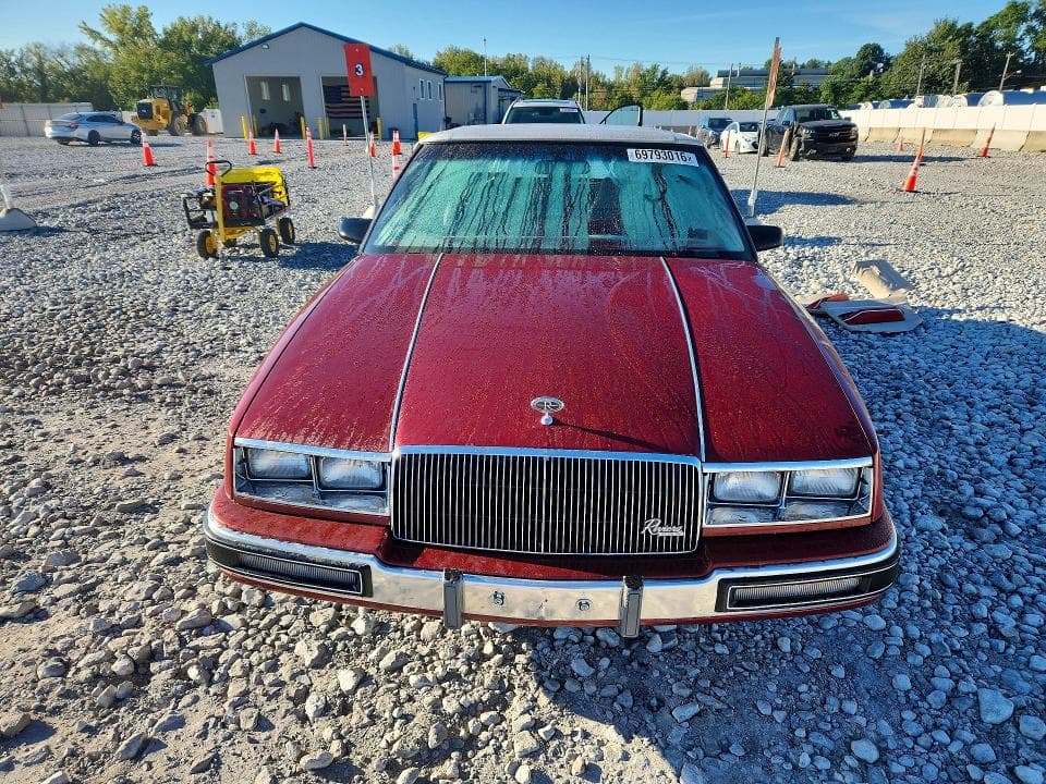 1986 BUICK RIVIERA 5