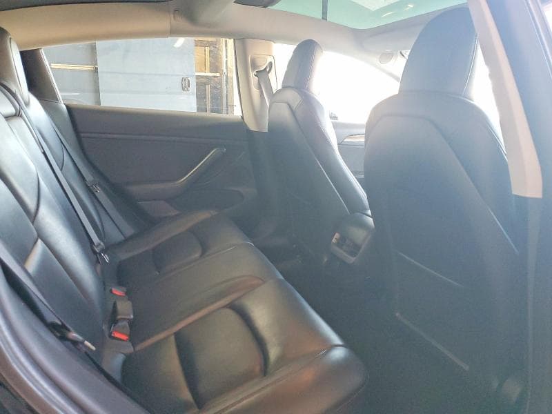 2022 TESLA MODEL 3 10