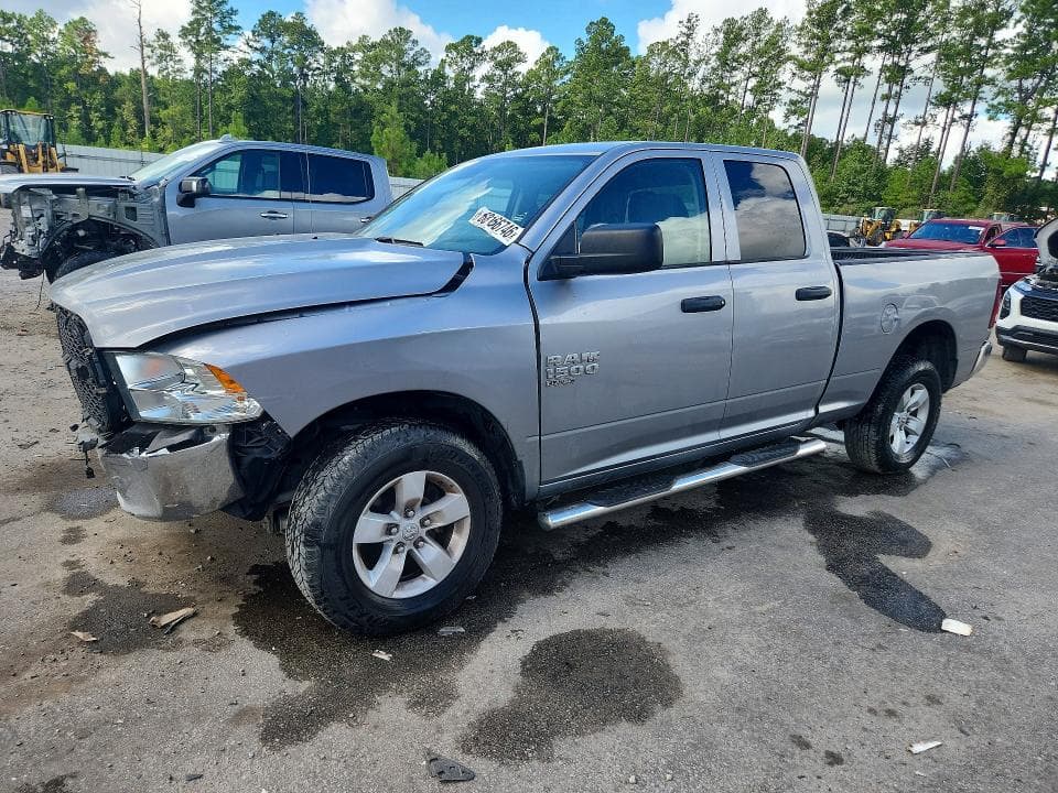 2024 RAM 1500 CLASSIC SLT