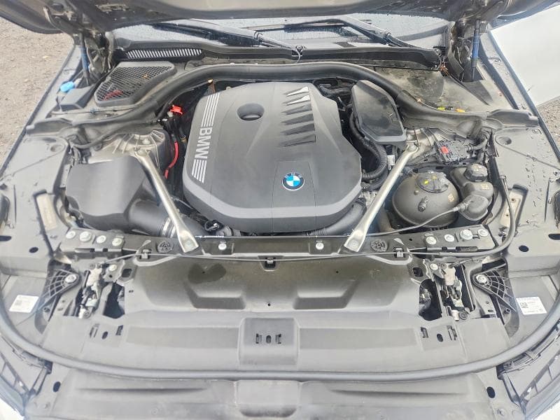2026 BMW 540 XI 11