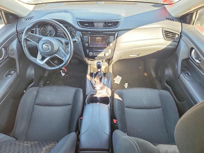 2018 NISSAN ROGUE SV 8