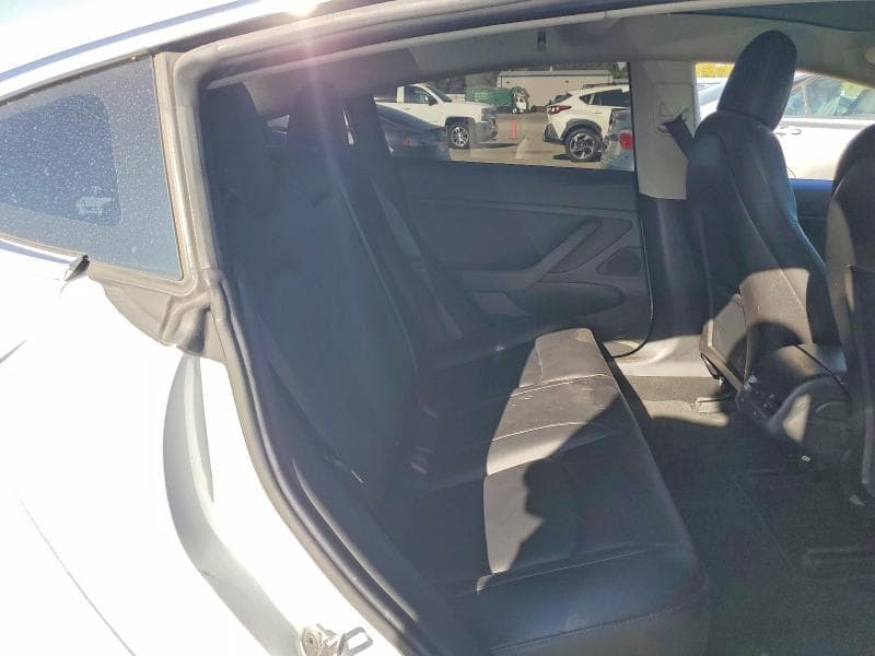 2018 TESLA MODEL 3 10