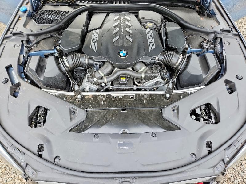 2022 BMW M850XI 11