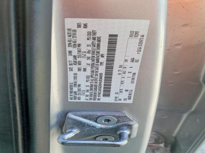 2017 FORD ESCAPE SE 13