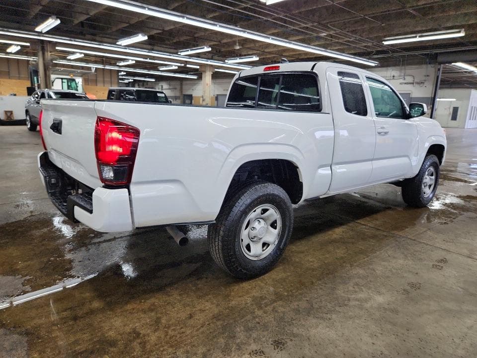 2023 TOYOTA TACOMA SR 3