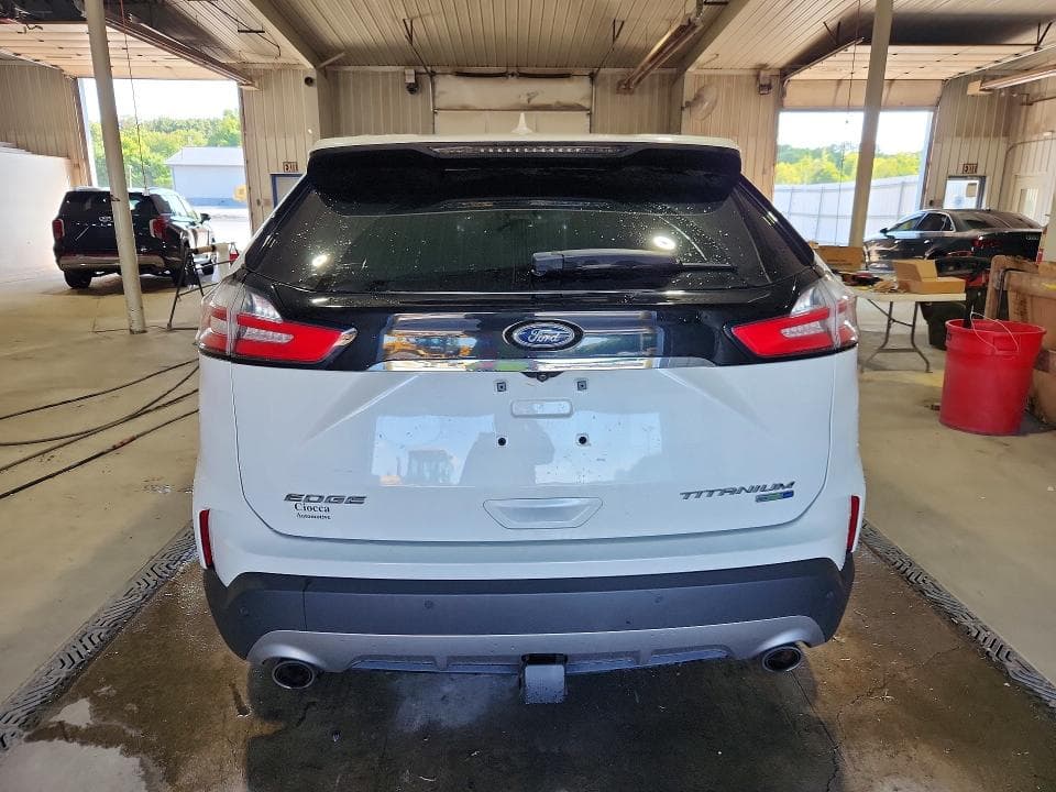 2020 FORD EDGE TITANIUM 6