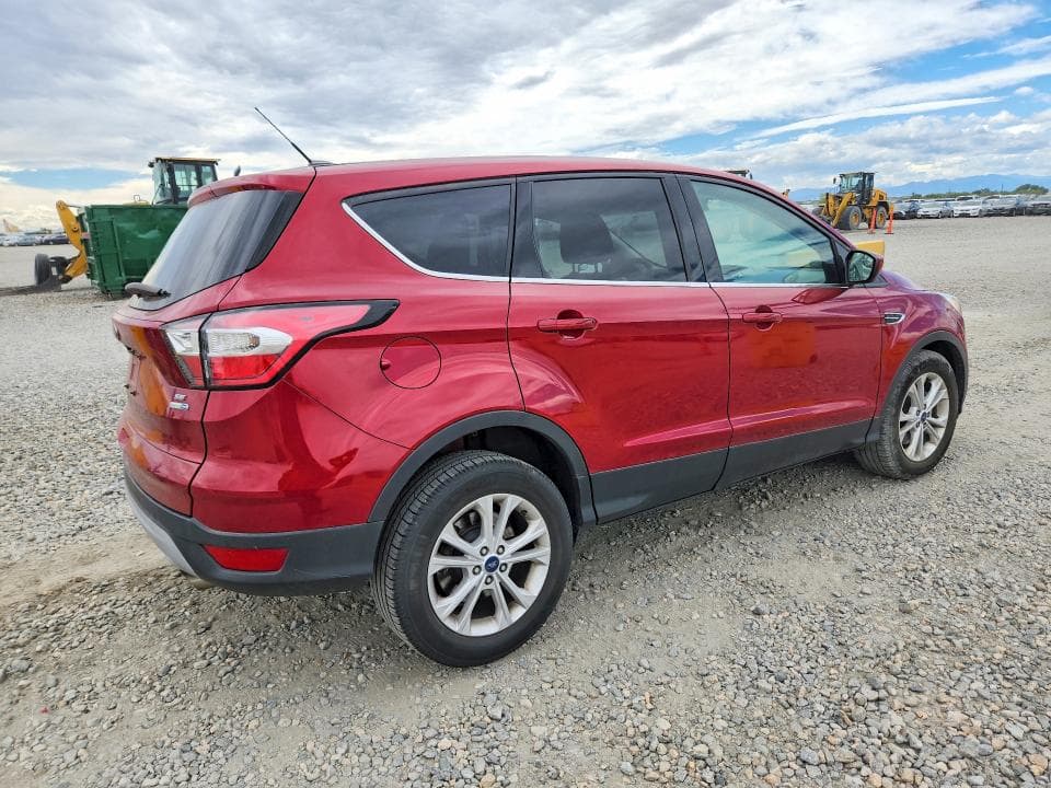 2017 FORD ESCAPE SE 3
