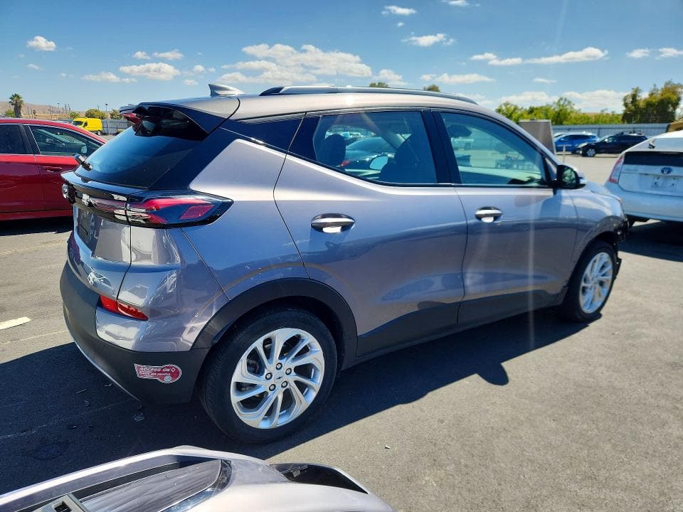 2023 CHEVROLET BOLT EUV LT 3