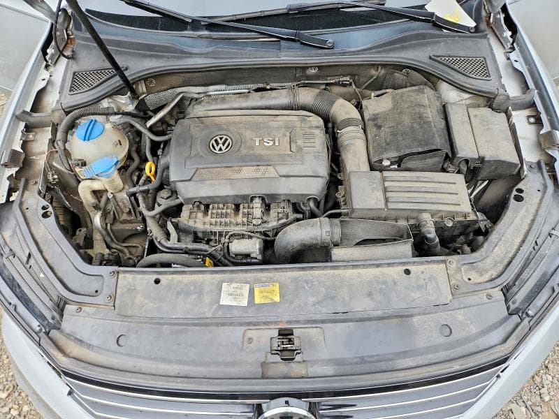 2017 VOLKSWAGEN PASSAT S 11
