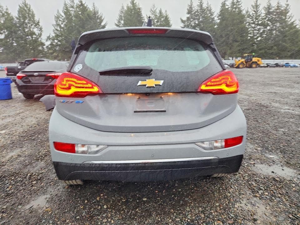 2021 CHEVROLET BOLT EV LT 6