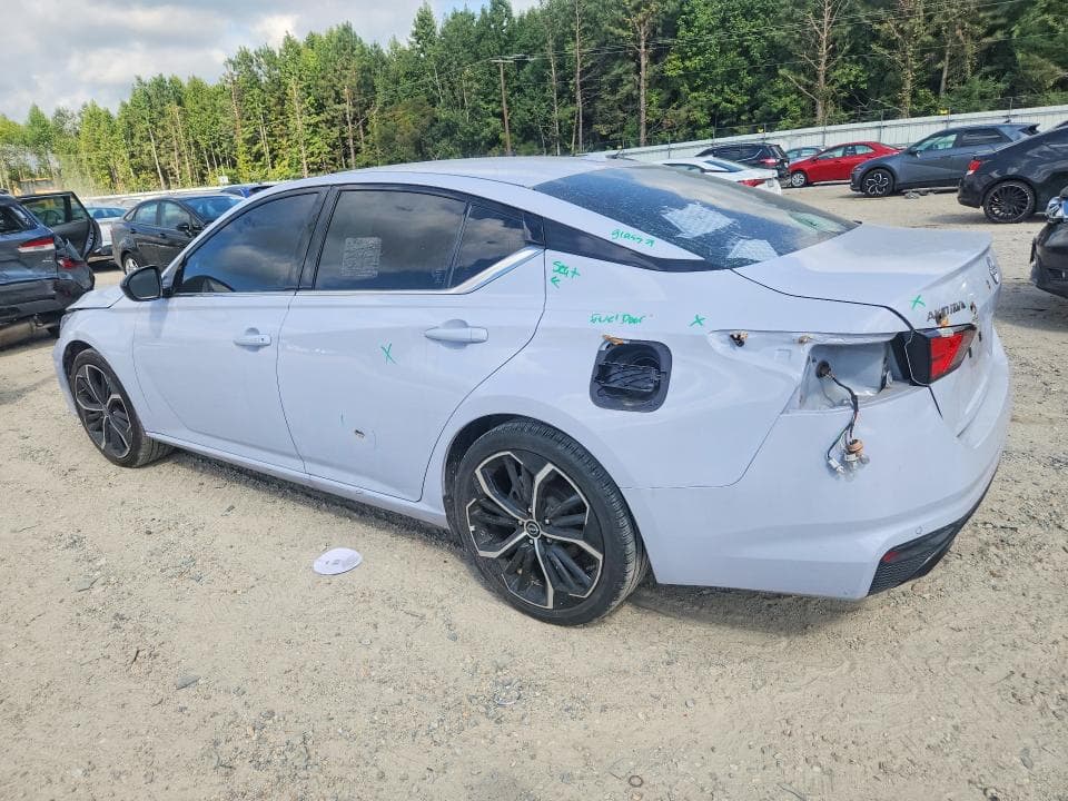 2024 NISSAN ALTIMA SR 2