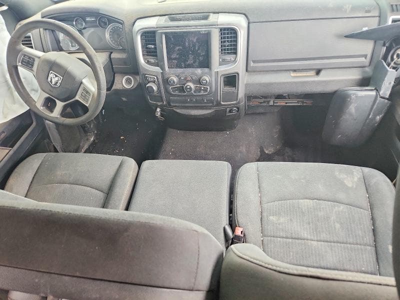2022 RAM 1500 CLASSIC SLT 8