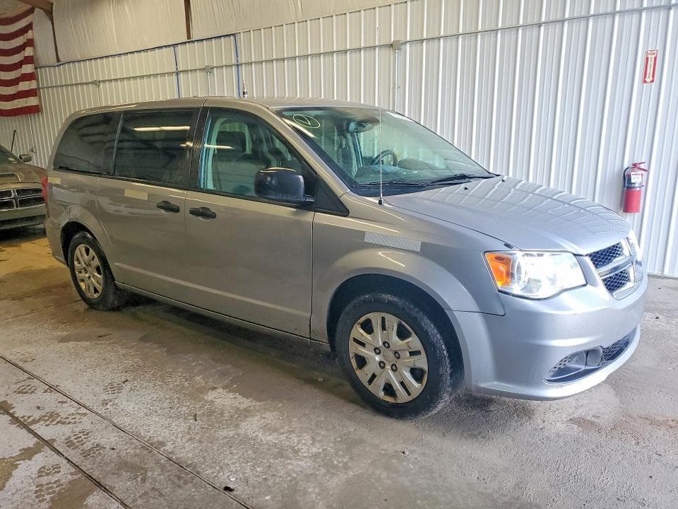 2019 DODGE GRAND CARAVAN SE 4