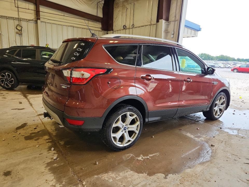 2018 FORD ESCAPE TITANIUM 3