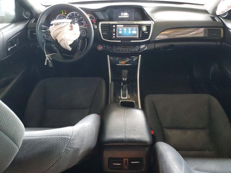 2017 HONDA ACCORD EX 8